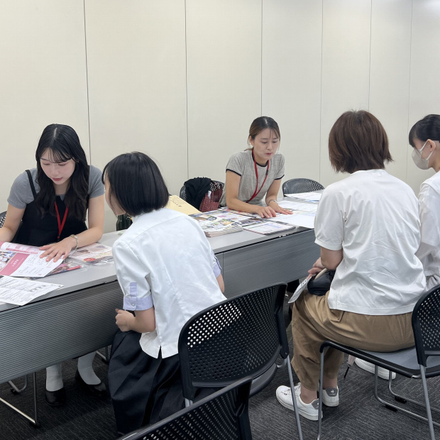 関西著名女子進学相談会　梅田会場